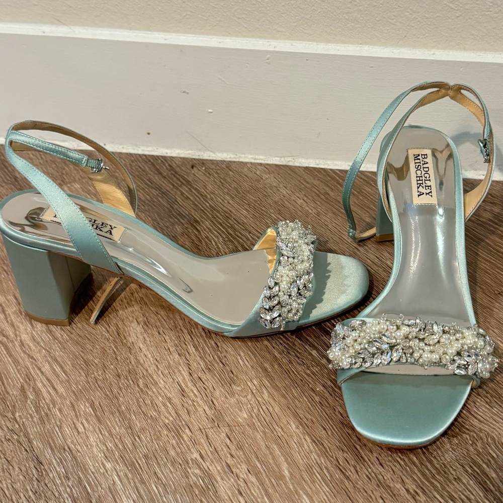 BADGLEY MISCHKA Womens Teal Faux Pearls Clara Toe Block Heel Heeled Sandal